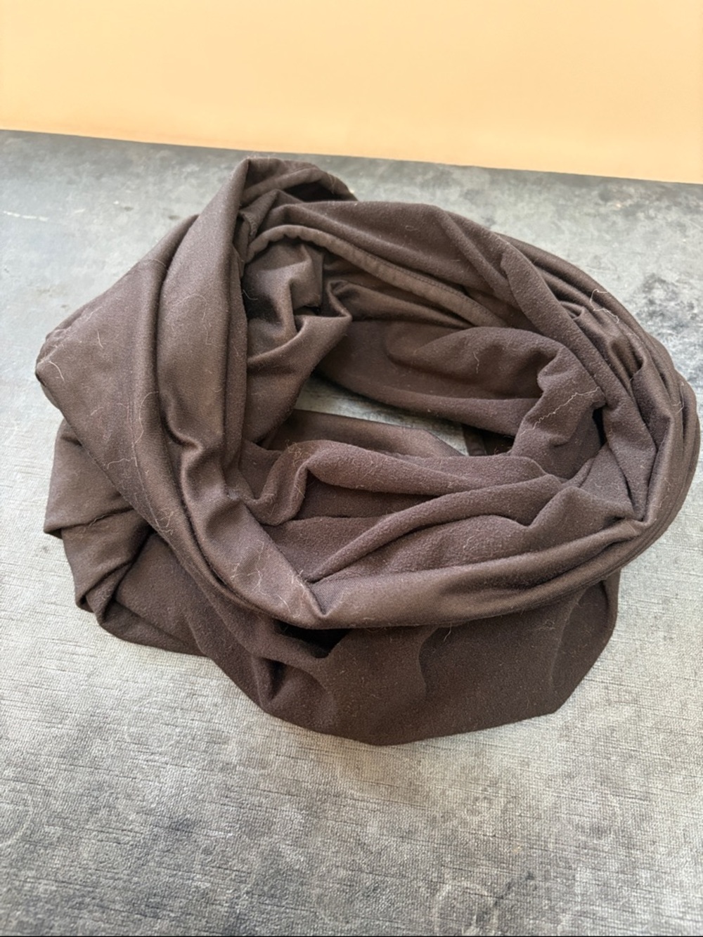 Fabletics workout infinity scarf - Picture 2 of 2